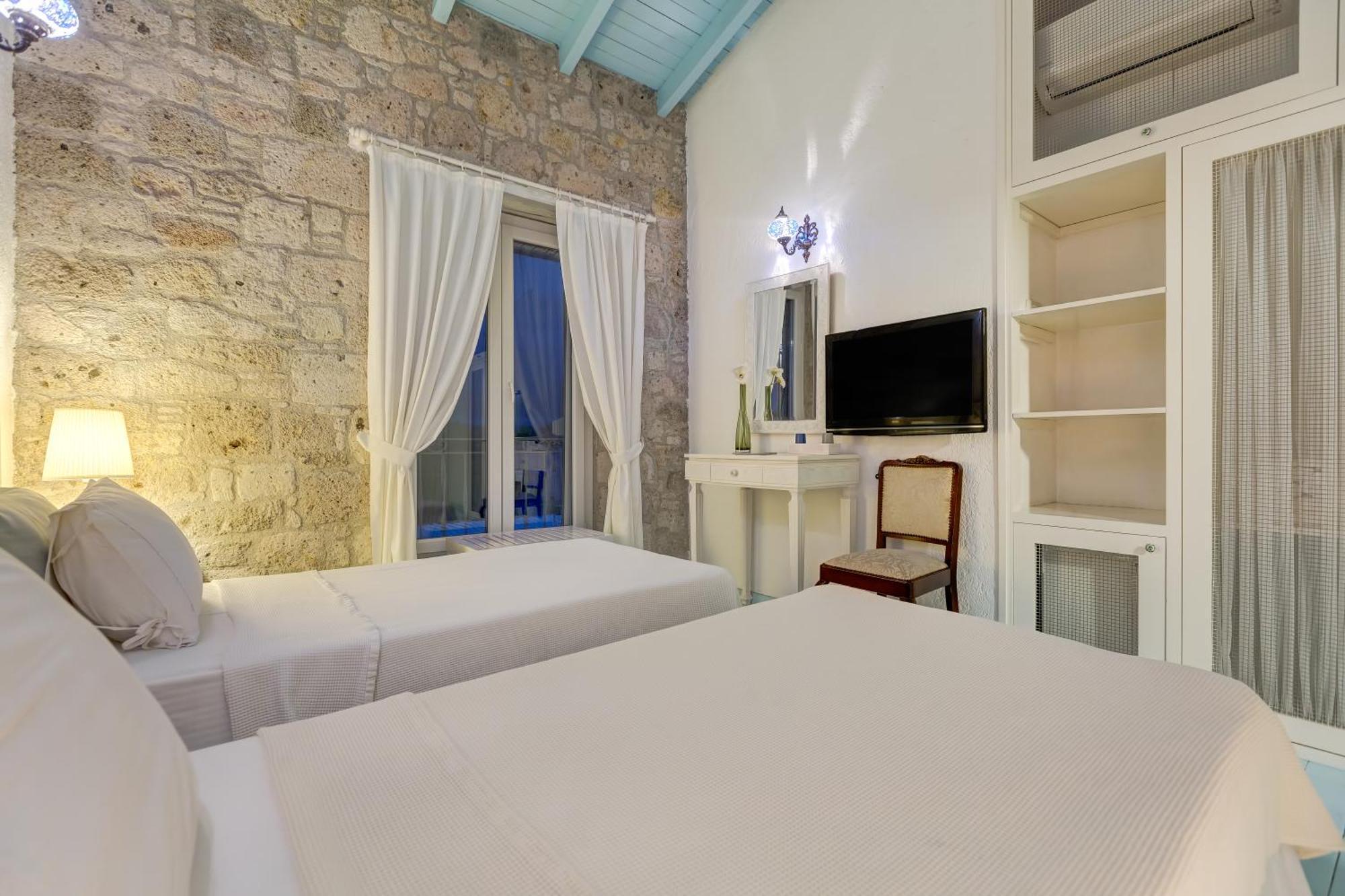 Beyazhan Hotel Алачати Экстерьер фото